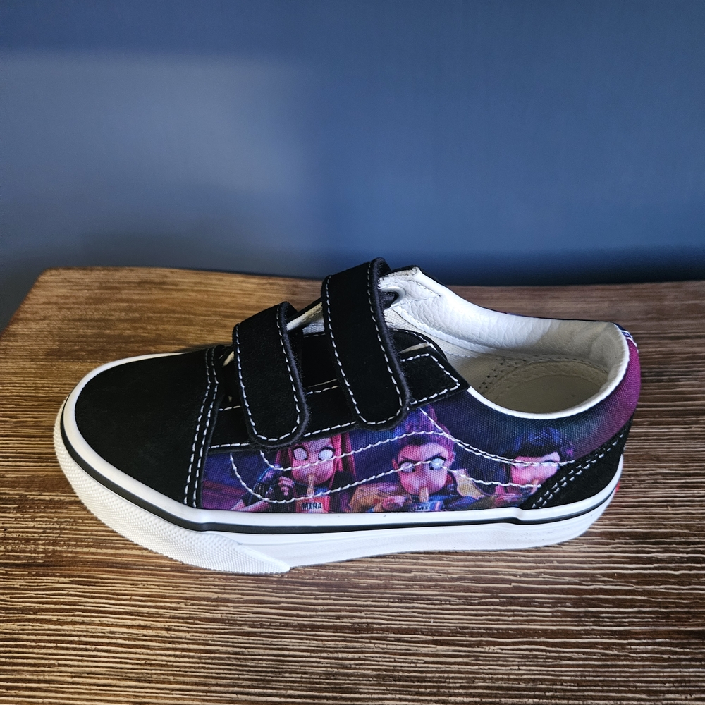 KPop Demon Hunters x Vans Little Kids Old Skool V Shoe Size 12